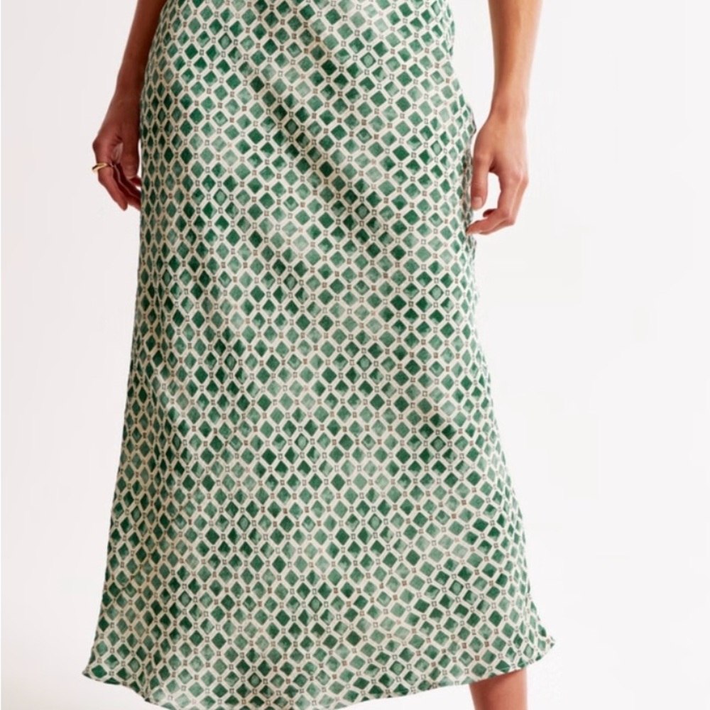 Abercrombie & Fitch Crinkle Nylon Maxi Skirt